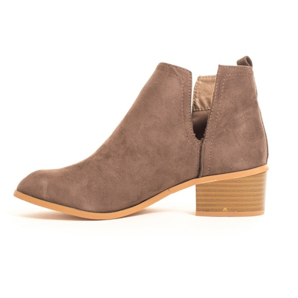 *PRICE FIRM*  Taupe Round Toe Vegan Suede Booties - Picture 3 of 6